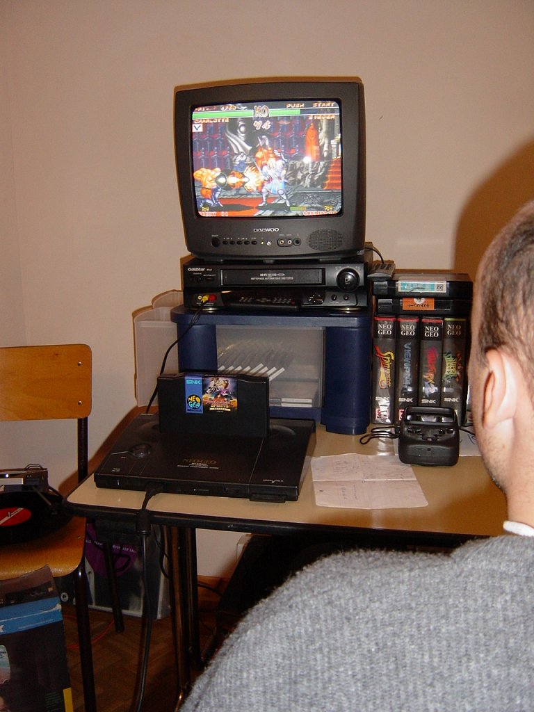 37-neogeo-26667352086-o.jpg