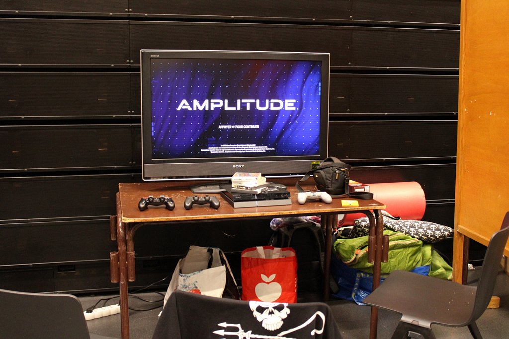 amplitude-sur-ps4-stand-jeux-musicaux-de-fei-31753904828-o.jpg